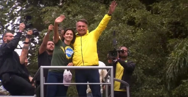  PRÓ-ANISTIA: O que Bolsonaro falou em inglês durante ato na Avenida Paulista?